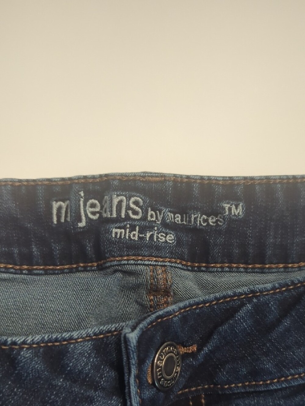 Maurice's m jeans Mid-Rise Straight Leg Denim Size 16W Long Women's - Picture 2 of 4